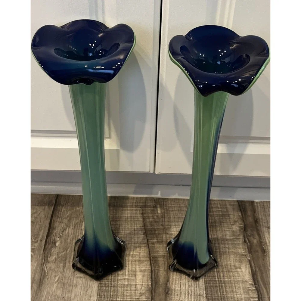 VNTG hand blown “Jack in the Pulpit” art glass vases MCM set of 2 swung glass ￼